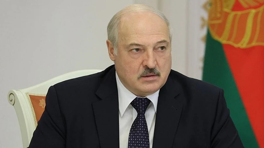 Лукашенко назвал Навального немецким протестуном