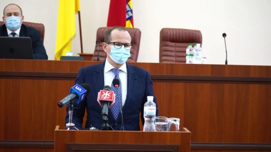 В Україні з’явився перший глава облради від слуг