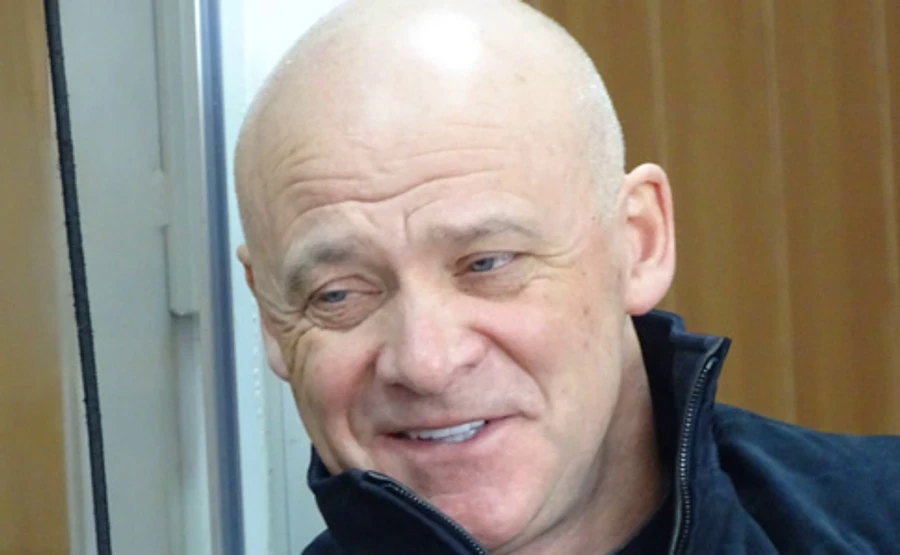 В ексдружини одеського мера знайшли його $300 тисяч і пістолет – ЦПК