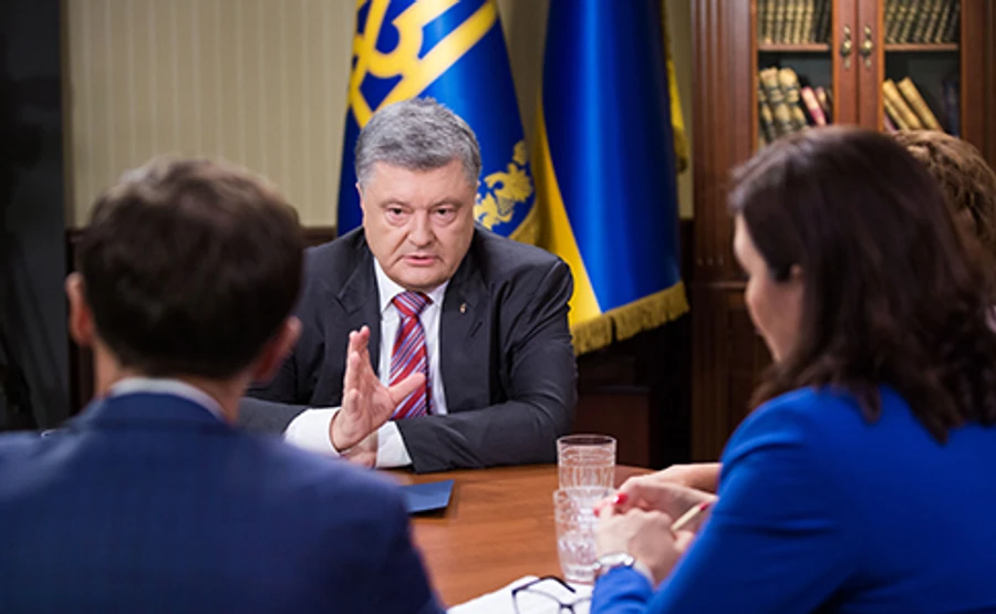 Законопроект о запуске Антикоррупционного суда может быть в ВР во вторник - Порошенко