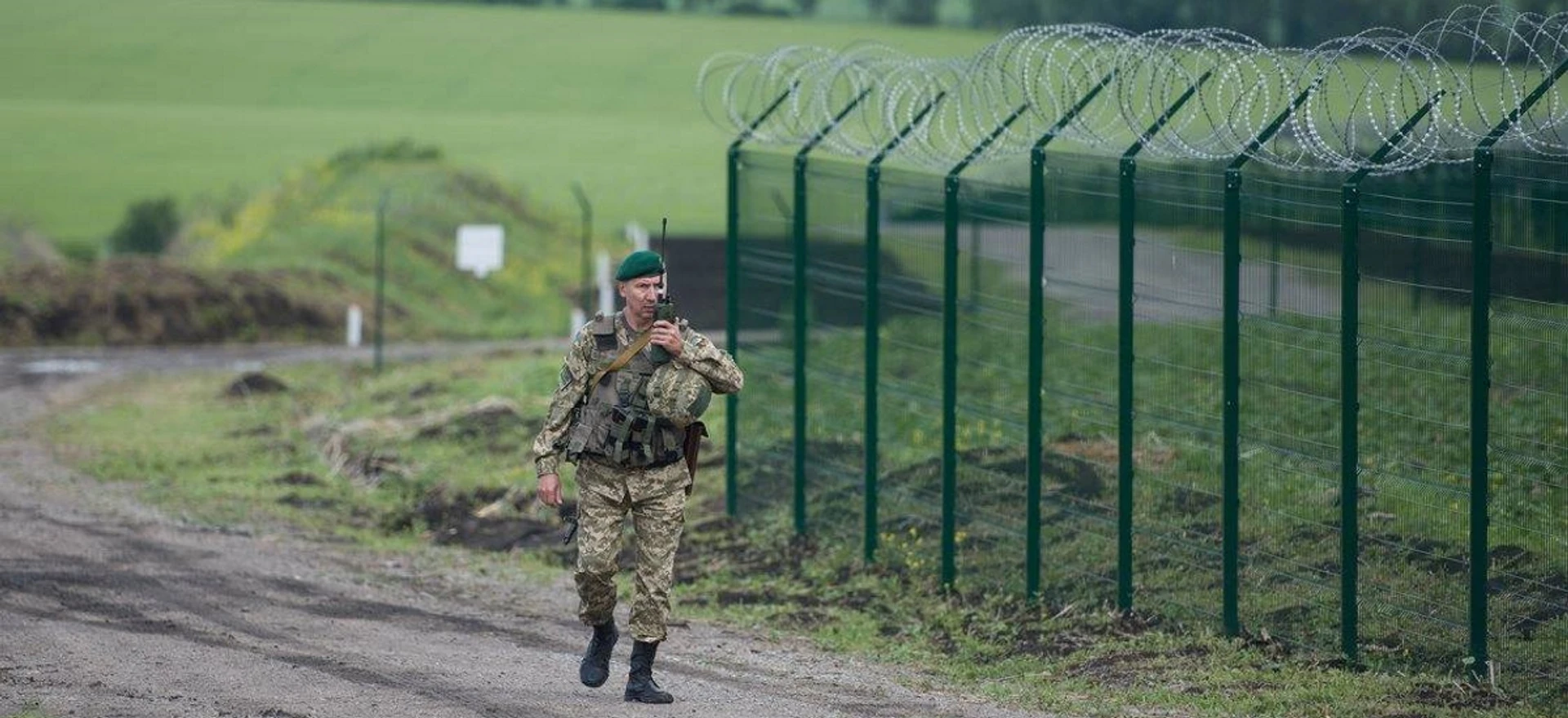 Коррупционные дыры в Стене Яценюка