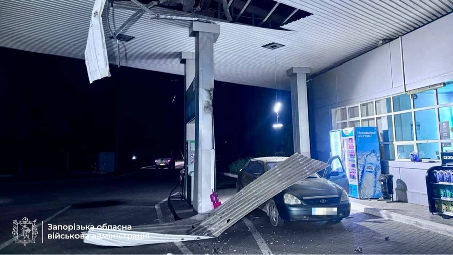 Russia hits petrol station in Zaporizhzhia: two injured