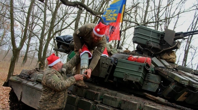 Сили оборони відбили ворожі атаки біля 9 населених пунктів і знищили 13 Шахедів – зведення