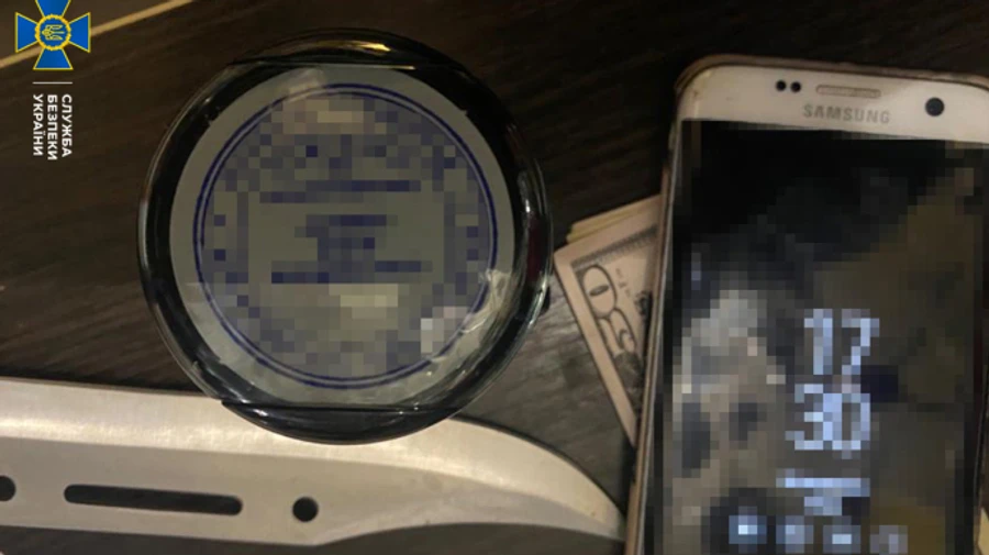 На Чернігівщині викрили канал втечі ухилянтів за кордон: причетний депутат – СБУ