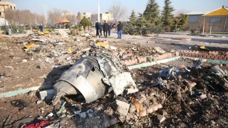 Іран досі не віддав чорні скриньки збитого літака МАУ