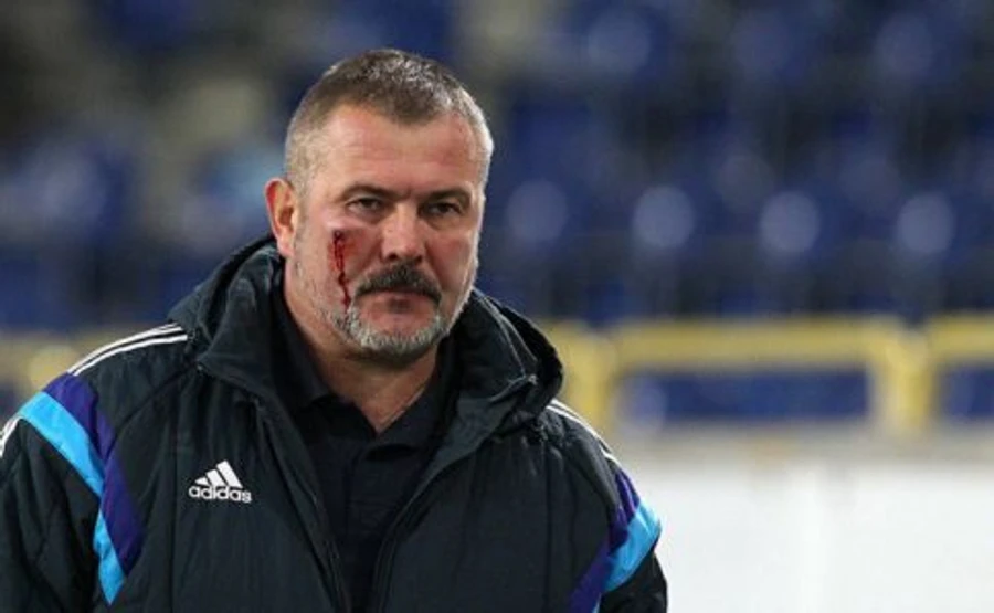 Береза після побиття  хоче повернути поліцейських на футбольні стадіони