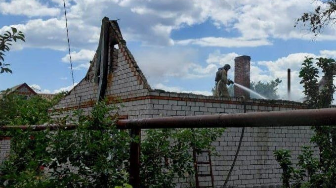 Russian strikes on Nikopol district injure five, including two-year-old boy