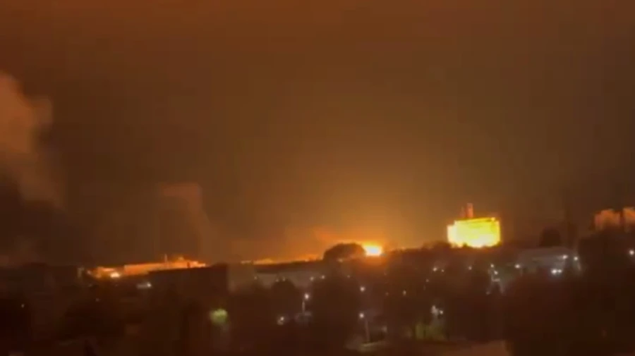 Russian Kremniy factory on fire after drone attack – video, photo