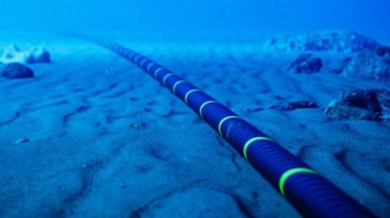 Випадок в Червоному морі – лише верхівка айсберга. Чи може зникнути інтернет, якщо Росія добереться до підводних кабелів?