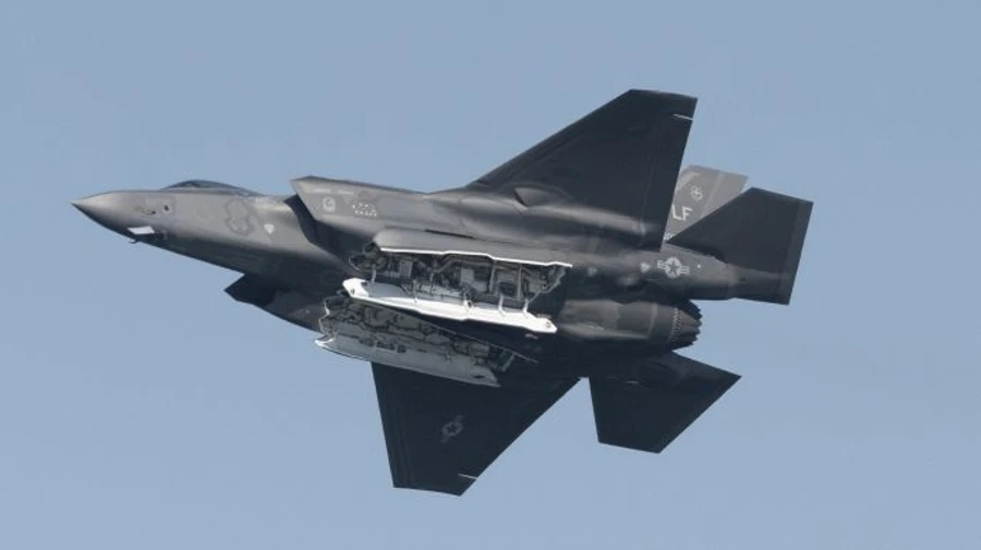 US fighter jets capable of carrying nuclear weapons to be deployed in UK – media