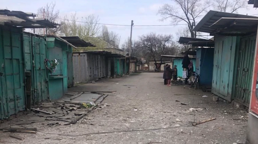 Russia strikes multi-storey buildings and market in Ukrainsk, Donetsk Oblast, injuring 8 people 