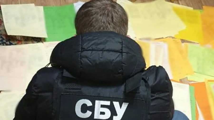 В Киеве разоблачили крупнейшую схему торговли фейковыми Covid-сертификатами - СБУ