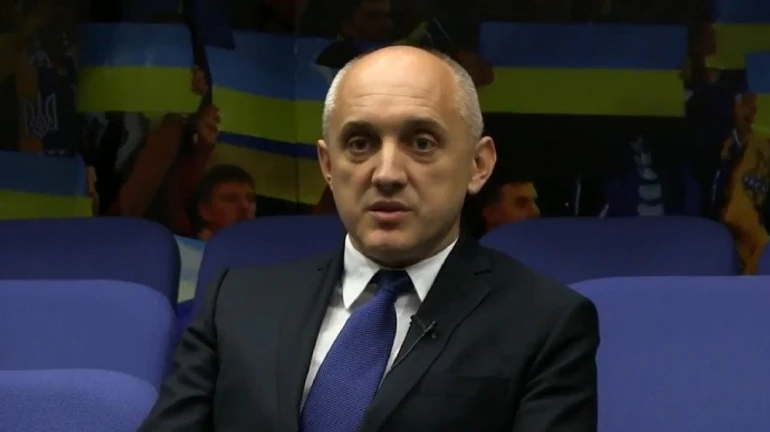 Довічно відсторонили від футболу віцепрезидента УАФ, який вдарив суддю