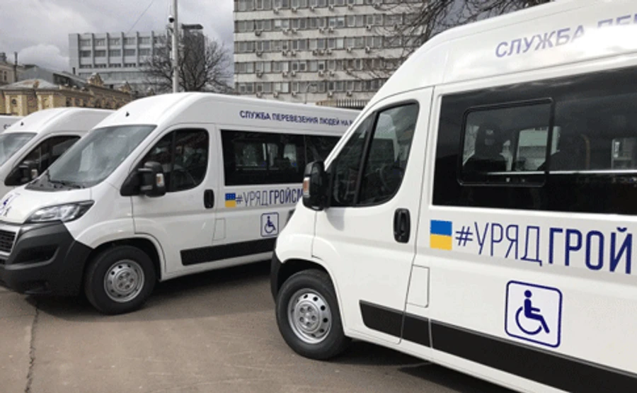 Слідом за швидкими Тимошенко Гройсман випустив іменні спецавтівки