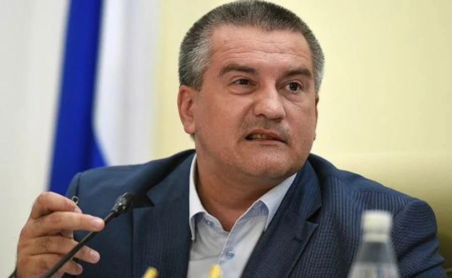 Аксьонов заявив, що Крим не прийме електроенергію з України