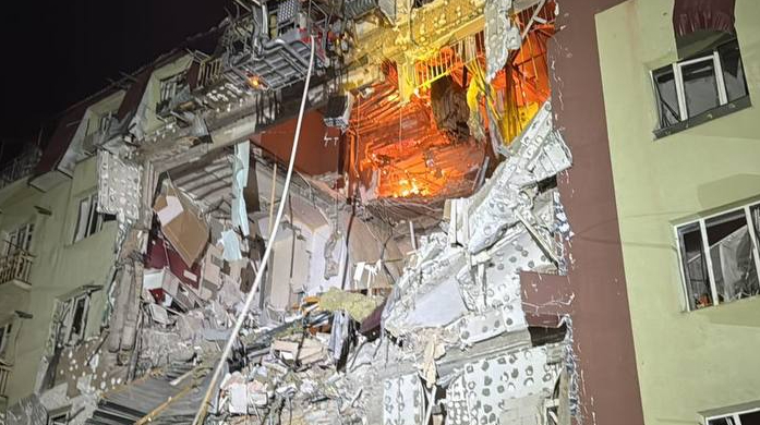 Mother and two-year-old daughter killed in Odesa strike, more people may be under rubble – photos