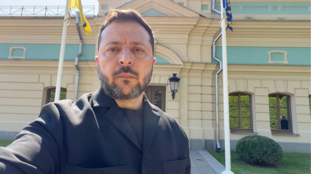 Зеленський про вибухи на Київщині: Влучання в склади Сил оборони, детонація снарядів, мін і дронів