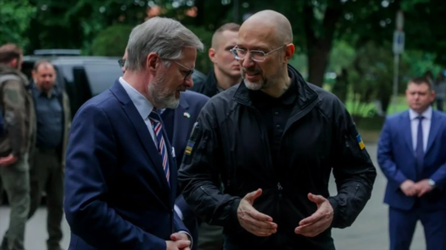 Czech PM arrives in city of Uzhhorod for meeting with his Ukrainian counterpart