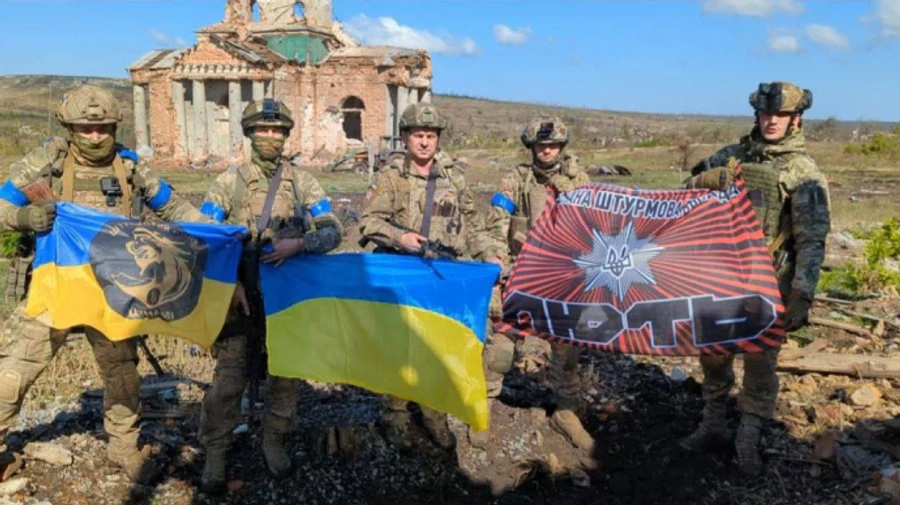 Ukraine always takes back its own – Chief of Ukrainian President's Office posts photo of Ukrainian military in Klishchiivka