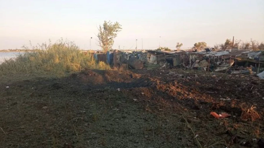 Russians attack Kherson Oblast again injuring 2 people and damaging 12 houses