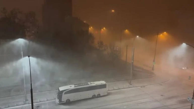 В Киеве залповые снегопады и гроза – КГГА