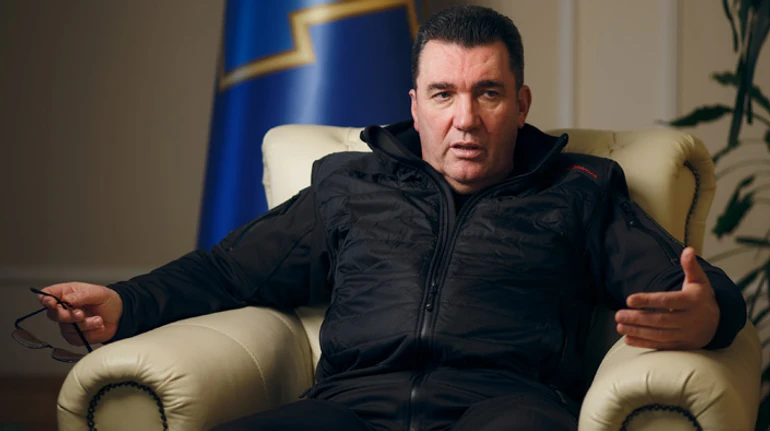 Oleksii Danilov: Putin is like cornered rat. His life has become a nightmare