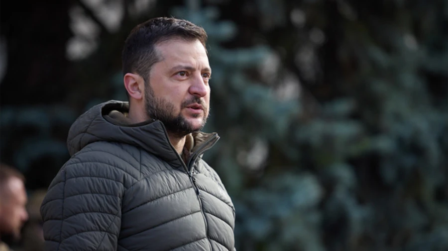 Зеленский: Чем быстрее Путин признает ошибку и отступит, тем дольше проживет он сам и его окружение