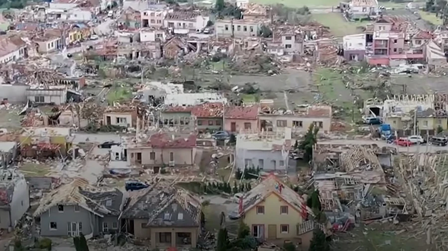 В Чехии умер двухлетний ребенок, пострадавший от торнадо – СМИ