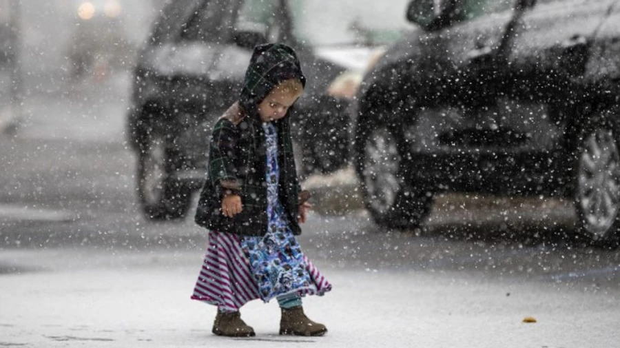 Синоптики розповіли, де в неділю випаде сніг