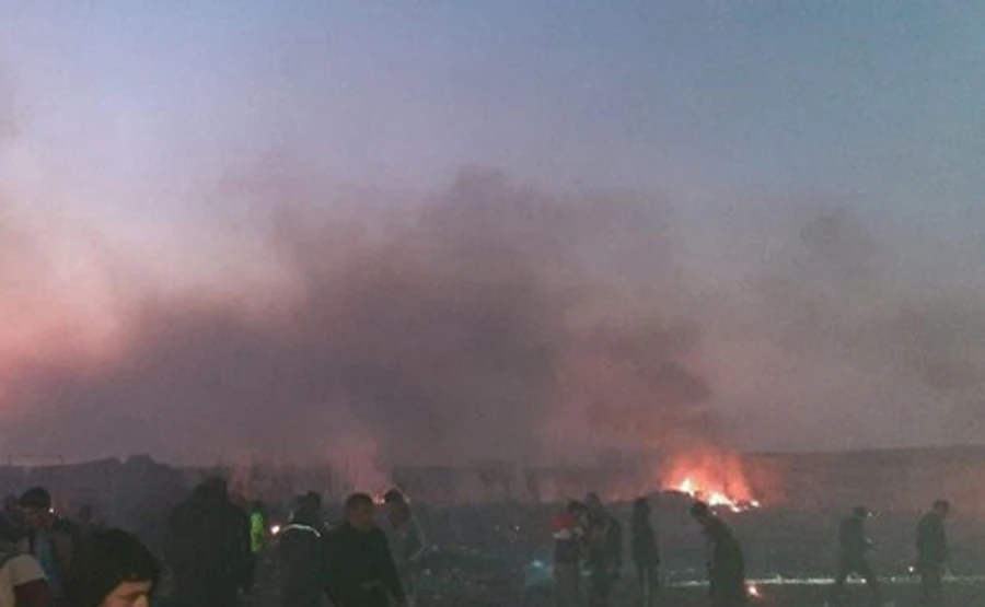 В самолете МАУ, разбившемся в Иране, мог произойти взрыв - эксперт