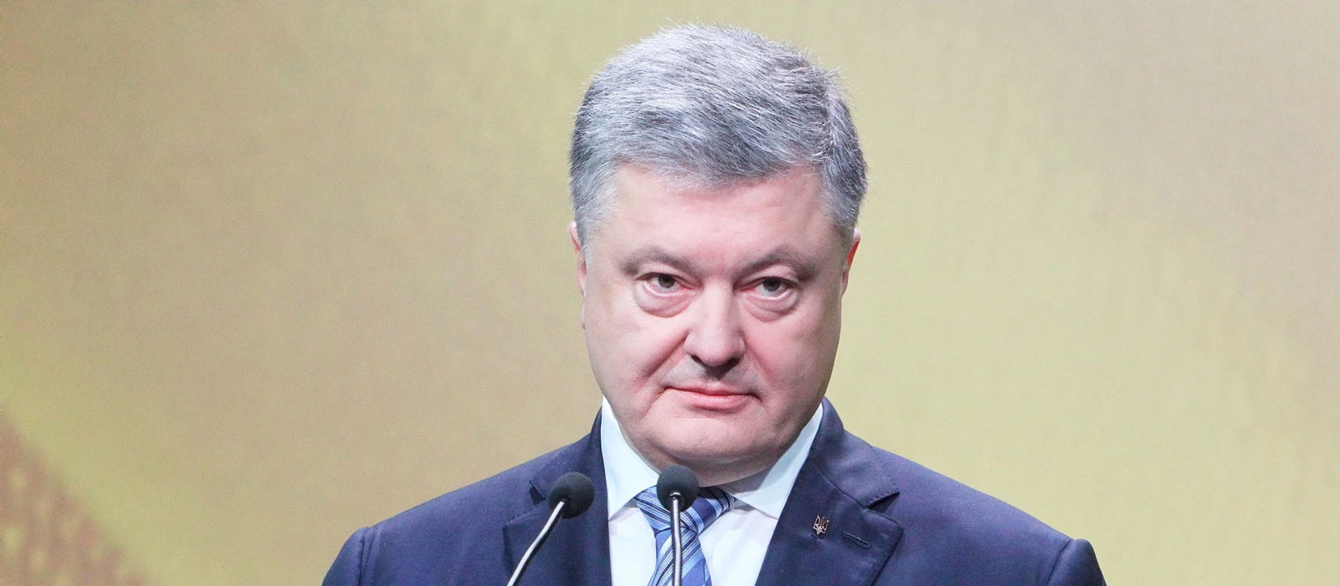 Допит без черги. Чому Порошенко раптово нагрянув у ДБР