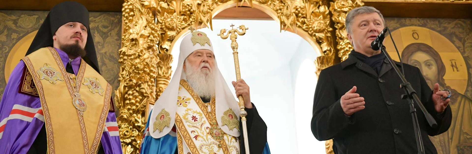 Потримати президента за руку. Як Житомир зустрічав томос-тур Порошенка