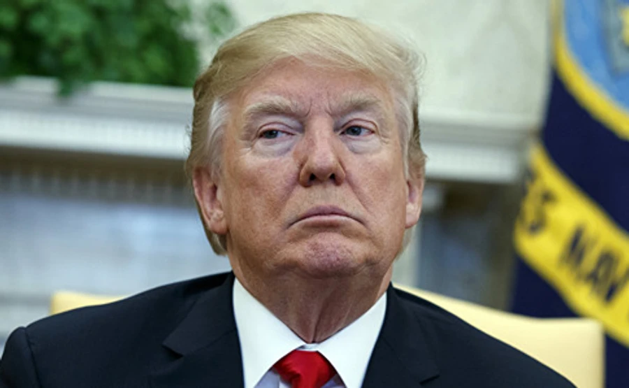 Трамп начал подготовку к возможному допросу у Мюллера - CNN