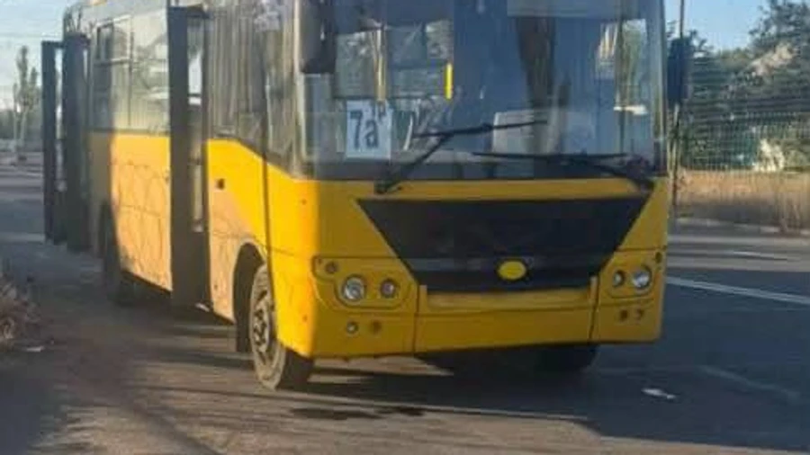Russians hit bus with FPV drone in Kramatorsk, injuring two – photo