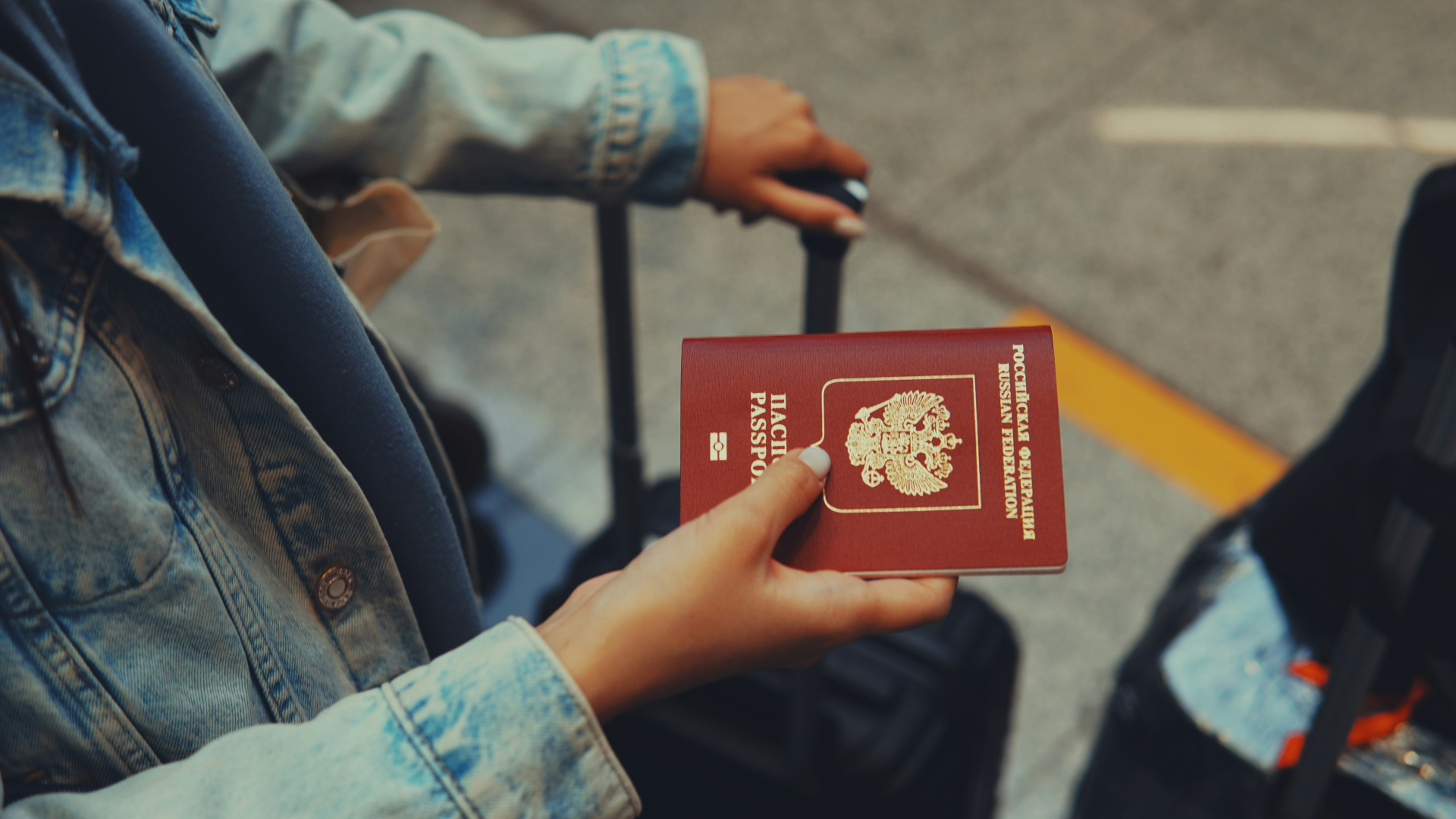 European Commission will propose visa restrictions for Russians in January, Politico reports