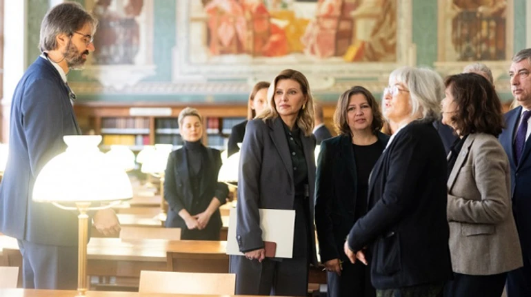 Путь от волонтерской инициативы на коленке к работе с Лувром и Сорбонной: Украинский институт открыл представительство во Франции