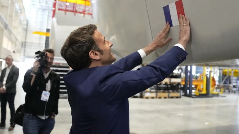 Макрон на фоне войны: как события в Украине влияют на выборы во Франции