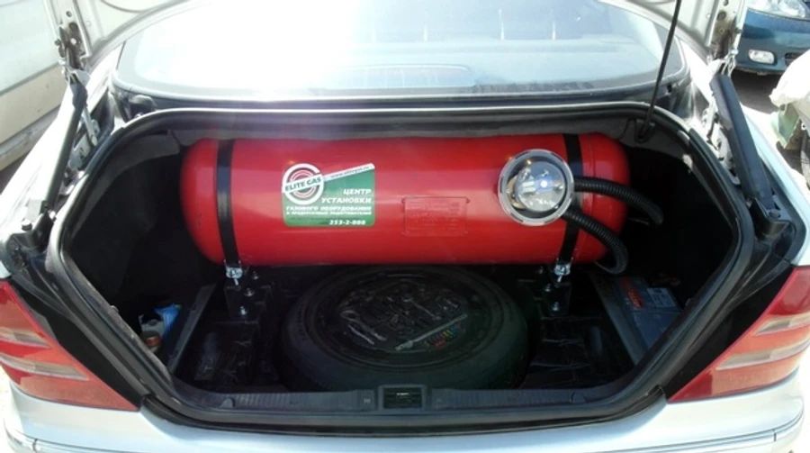 Petrol crisis pushes Russians towards gas as conversion services struggle