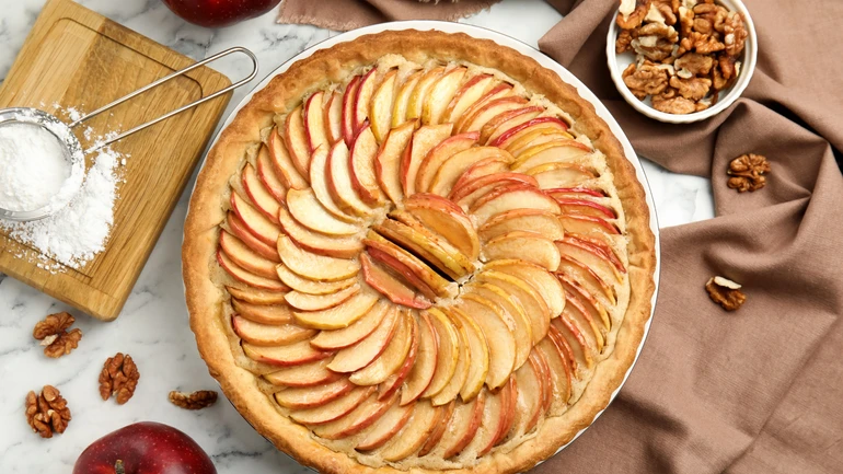 Пока яблоки в сезоне: 10 простых и оригинальных рецептов на любой вкус