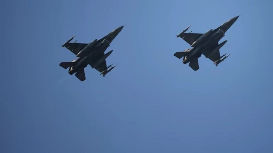 Ukraine to receive all promised F-16 fighter jets from Denmark