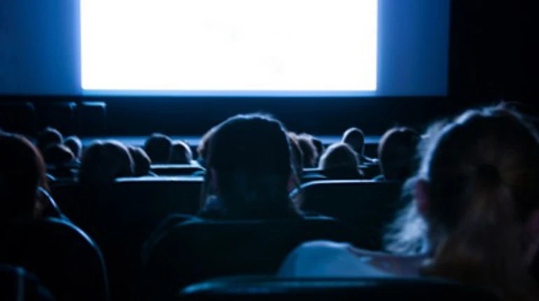 Украинцам не до развлечений, но кинотеатры выжили: как бизнес адаптировался к войне