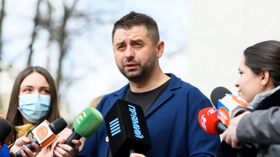 Арахамія відповів прем’єру Грузії натяками про публікацію транзакцій з банківських рахунків