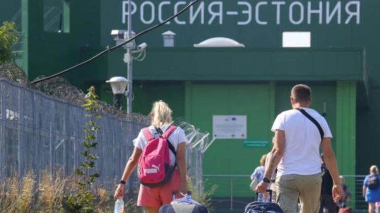 П’ять країн ЄС пригрозили національними заходами, щоб обмежити в’їзд росіян