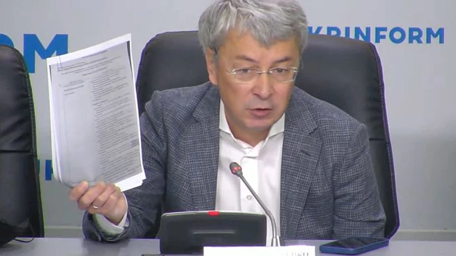 Ткаченко о ситуации в ОРДЛО: Разоблачили 10 фейков, имеем темник пропагандистов