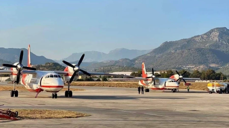 Украинские самолеты присоединились к тушению пожаров в Турции