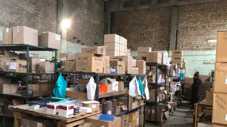 Прокуратура і фіскали проводять 85 обшуків в учасників конвертцентрів