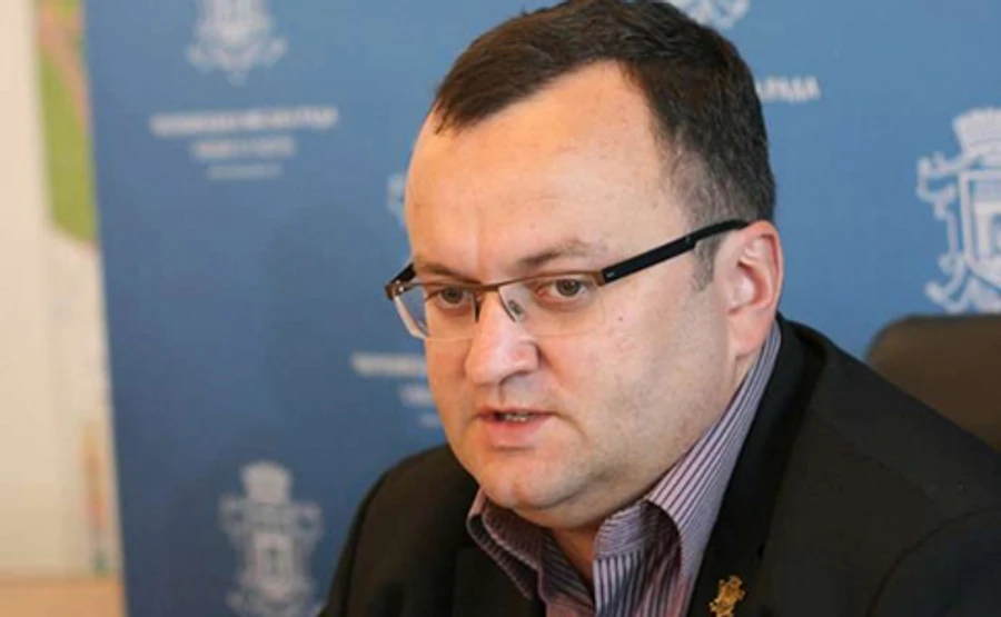 Мер Чернівців просить ввести в області надзвичайний стан