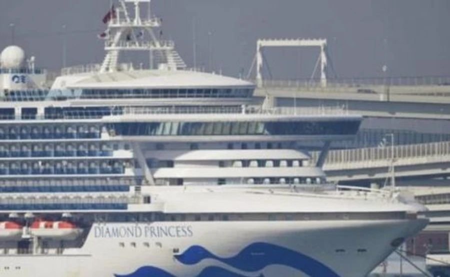 Уже 4 украинцев с лайнера Diamond Princess госпитализировали с коронавирусом