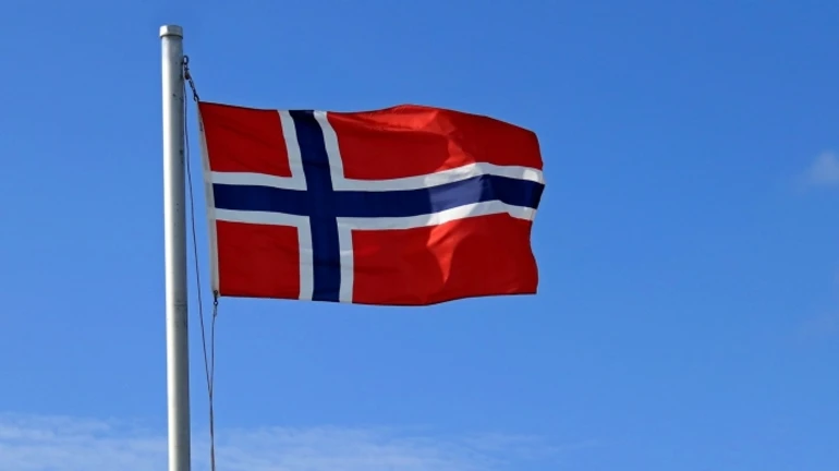 Норвегия решила увеличить помощь Украине в этом году почти до $8 млрд