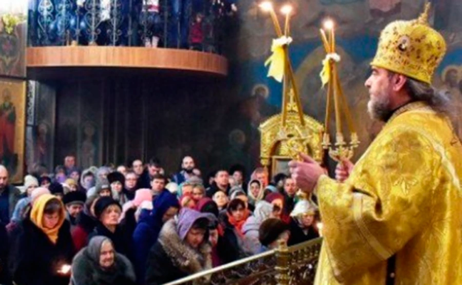 Рада ухвалила закон про перехід церков УПЦ МП до нової церкви